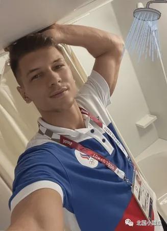 正式加盟青 正式加盟青