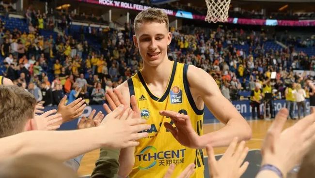 坚实基础 坚实基础