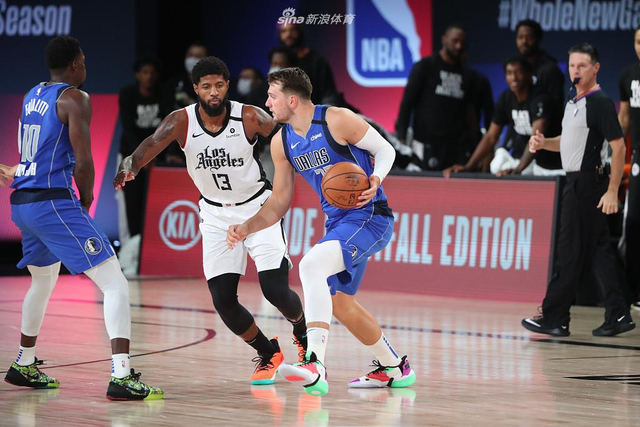 出局的悬念 出局的悬念