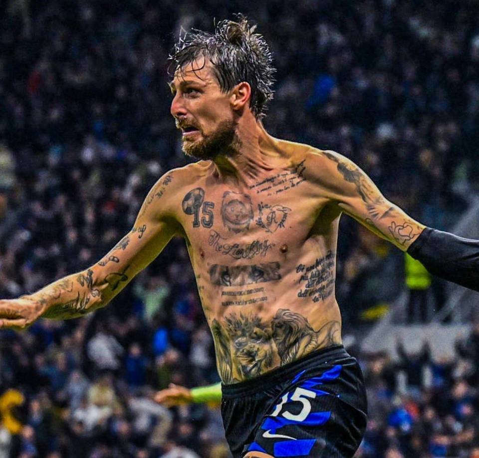 他换过多个 他换过多个