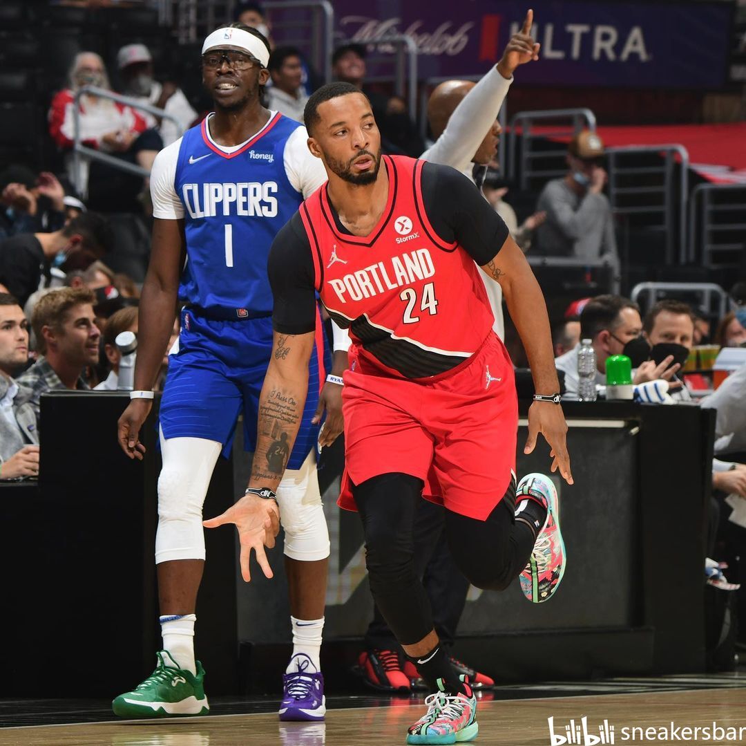 更是球队综 更是球队综